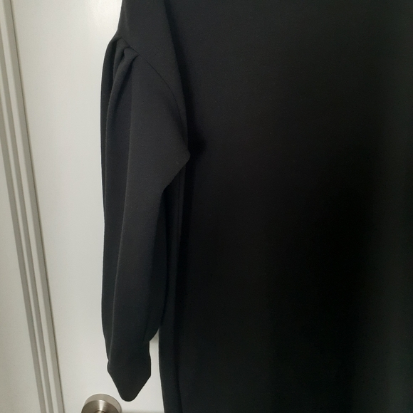 The Cleaning Puff Sleeves Midi Dress - Picture 4 of 8